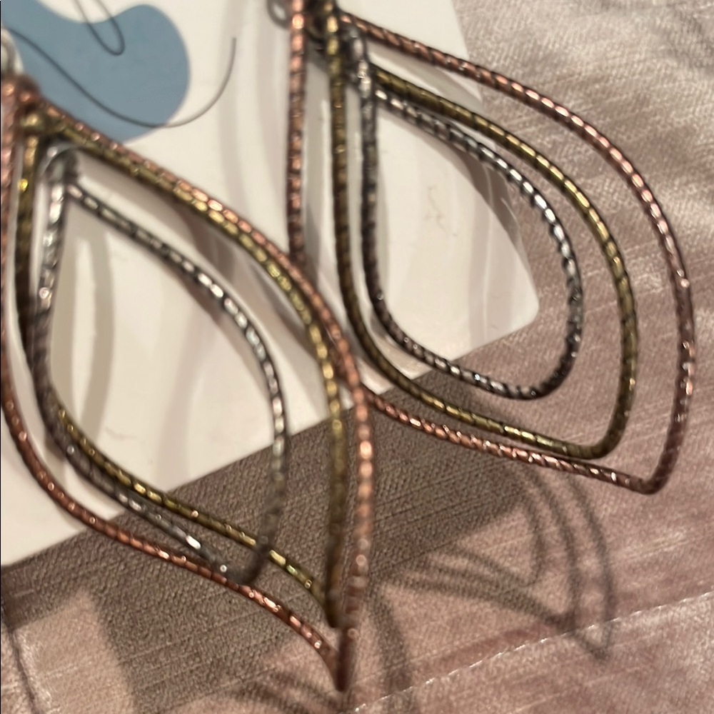 Tri-Tone Layered Teardrop Earrings